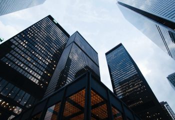 Giá dự án bất động sản trong năm 2023 sẽ không giảm?