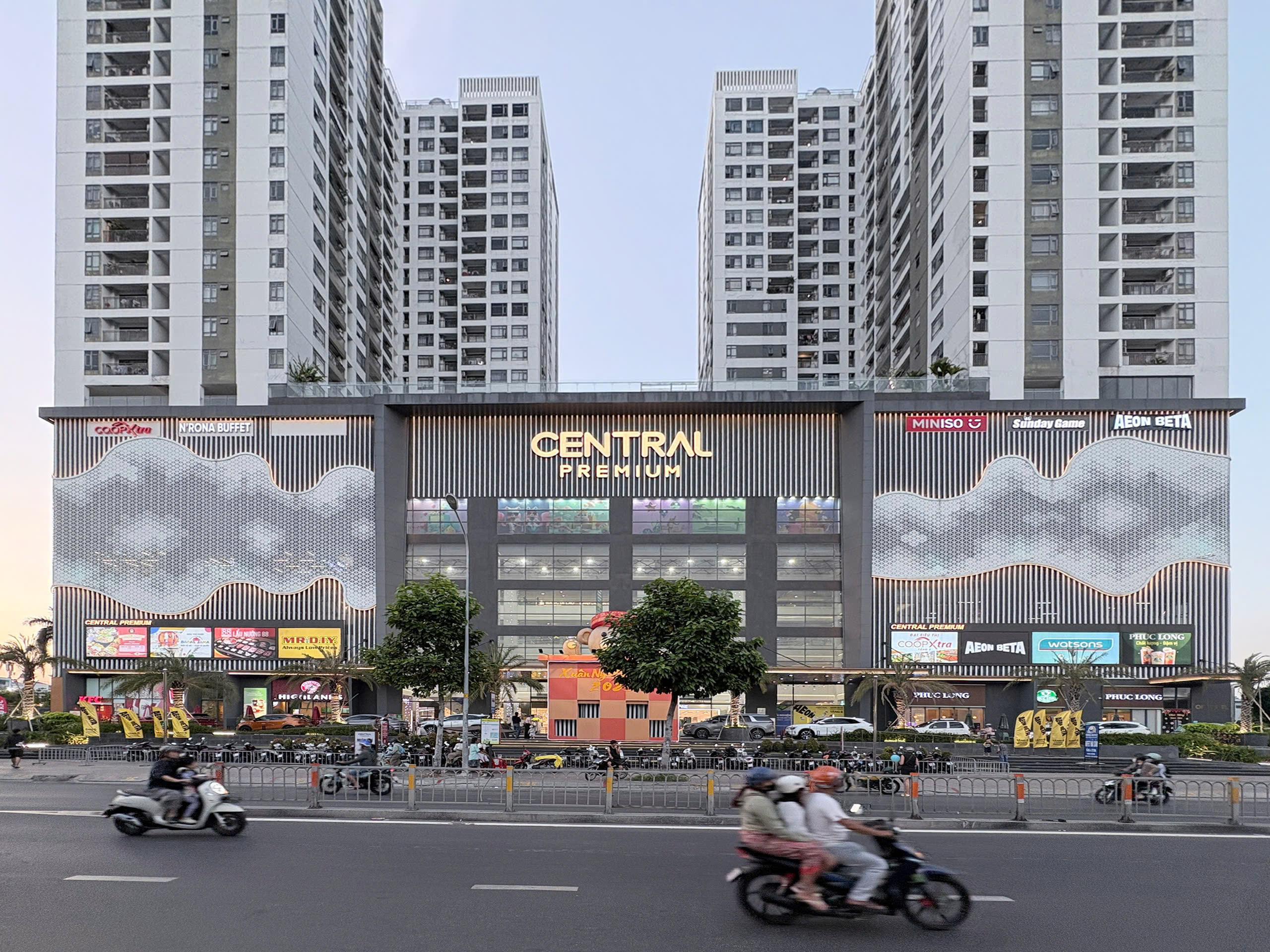 TTTM Central Premium